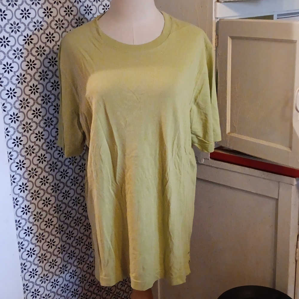 Tommy Bahama medium green shirt
